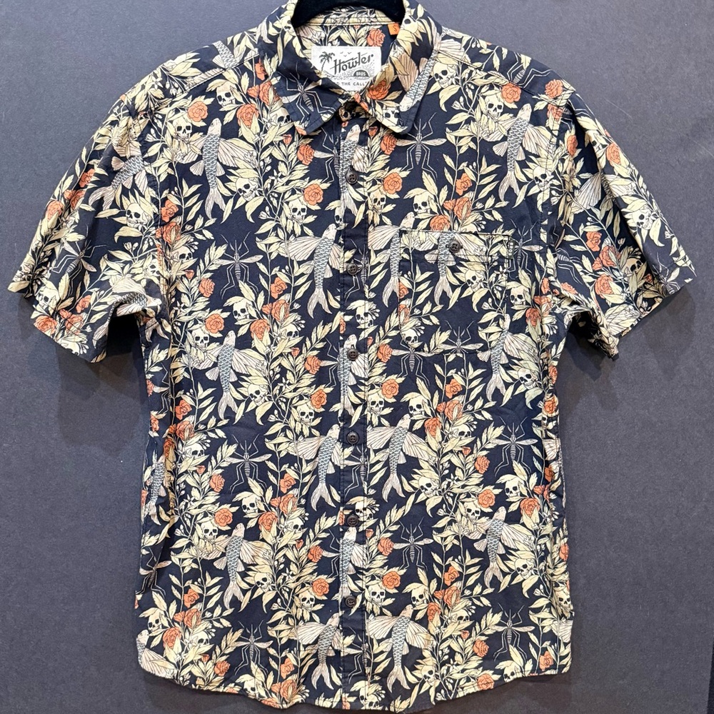 Howler Brothers - Skullz n’ Begonias Mansfield Shirt - SMALL